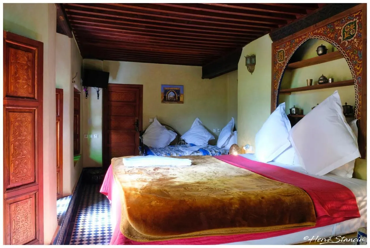 Riad Layalina Fes 7 Chambres & 18 Personnes Piscine, Parking, Vue & Wifi Au Pied Medina Casa vacanze