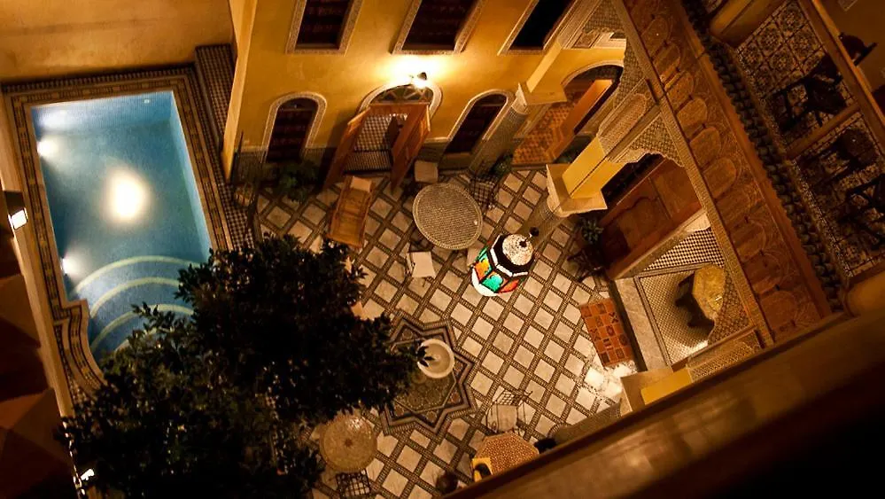 Casa vacanze Riad Layalina Fes 7 Chambres & 18 Personnes Piscine, Parking, Vue & Wifi Au Pied Medina Marocco