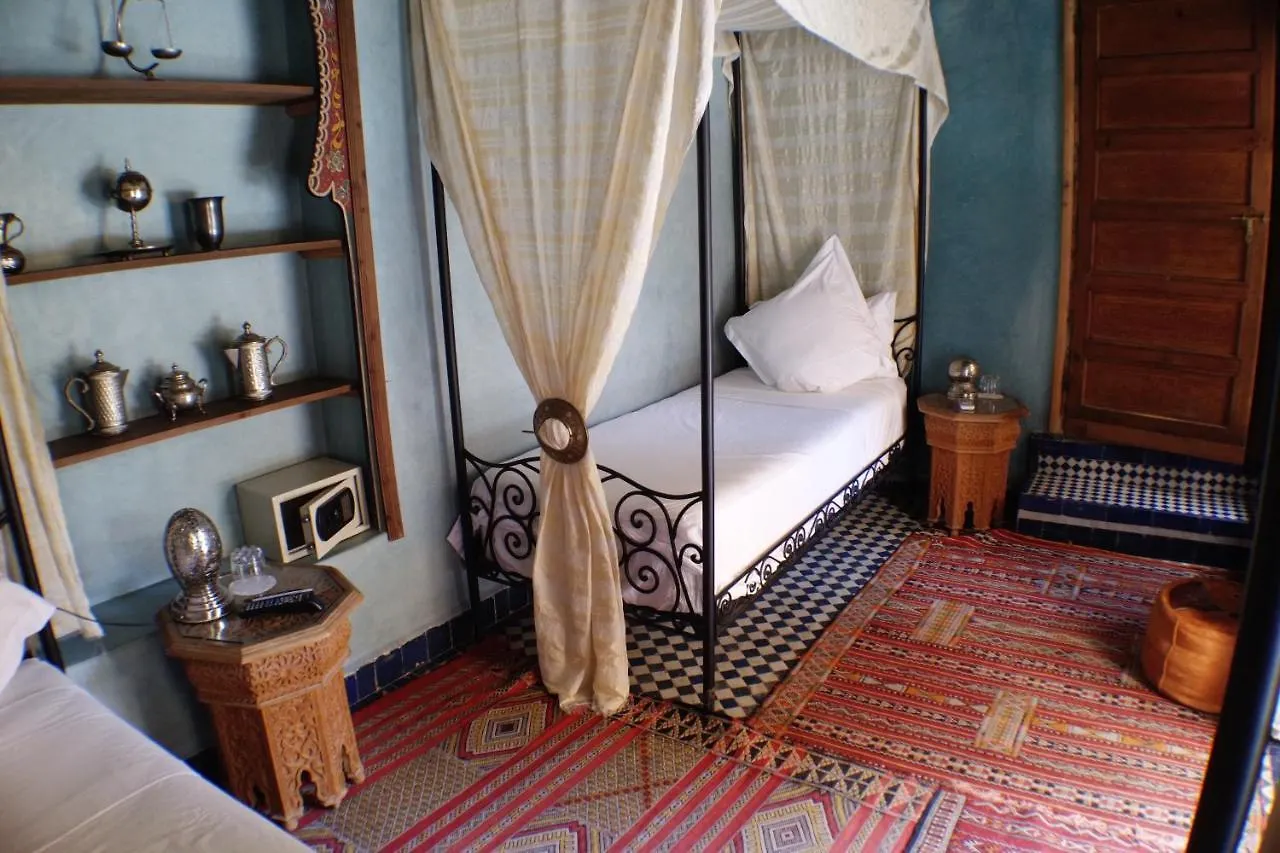 Riad Layalina Fes 7 Chambres & 18 Personnes Piscine, Parking, Vue & Wifi Au Pied Medina 0*,