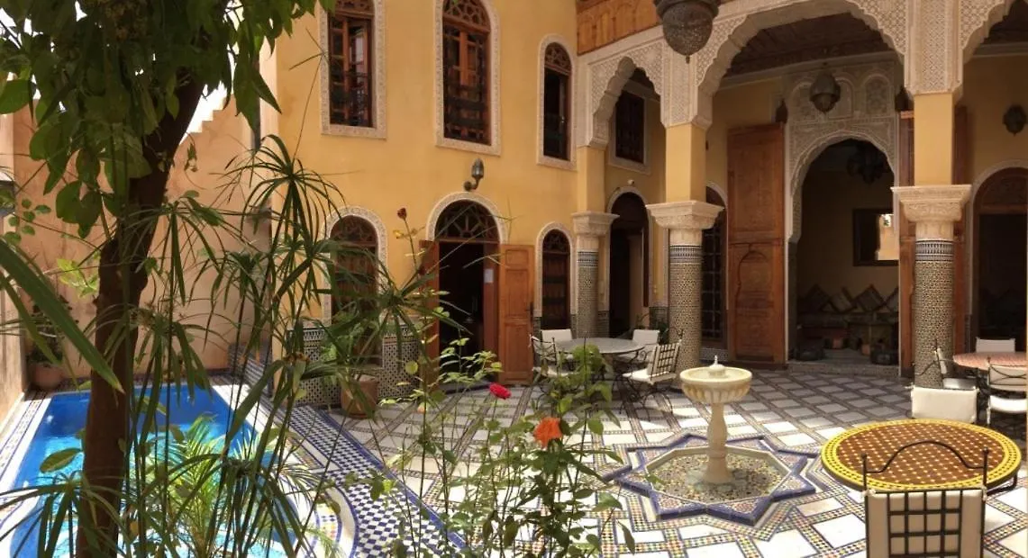Casa vacanze Riad Layalina Fes 7 Chambres & 18 Personnes Piscine, Parking, Vue & Wifi Au Pied Medina Marocco