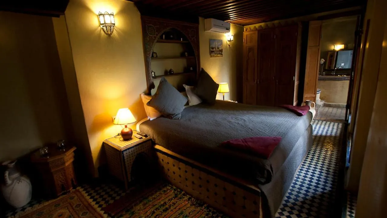Casa vacanze Riad Layalina Fes 7 Chambres & 18 Personnes Piscine, Parking, Vue & Wifi Au Pied Medina Marocco